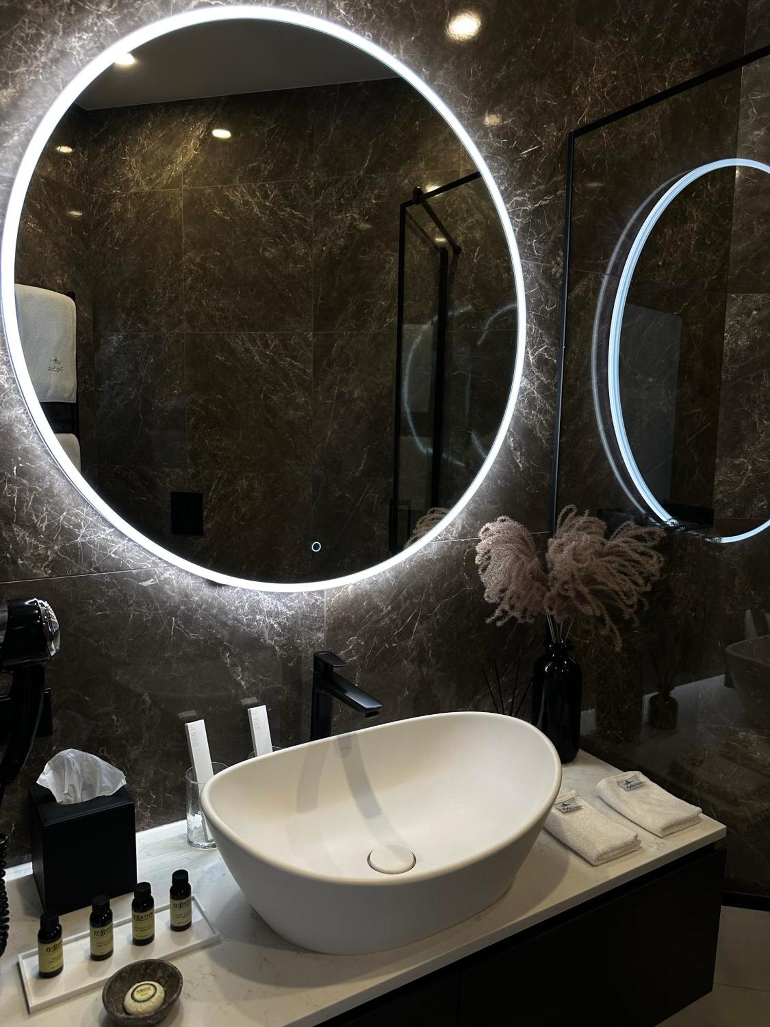 Boutique Hotel Light House Jūrkalne Extérieur photo